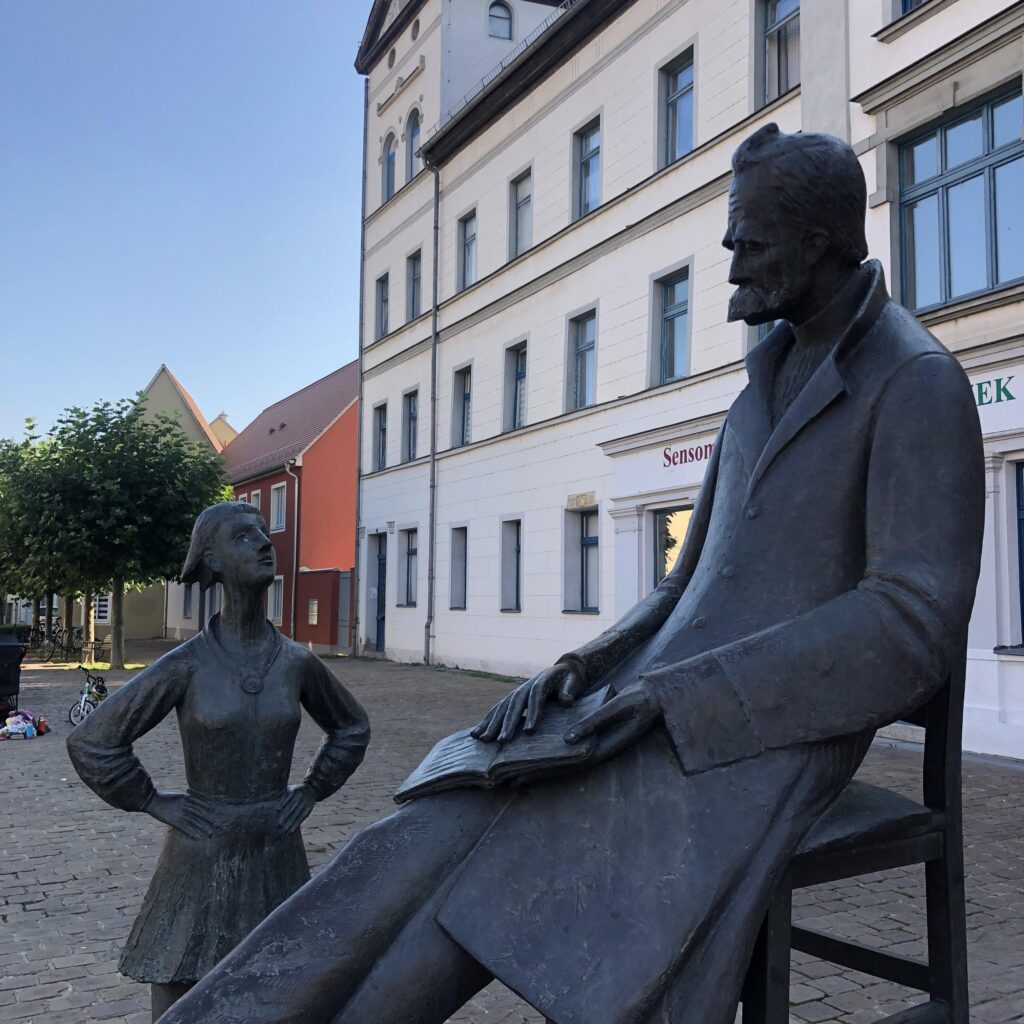 Monumento a Friedrich Nietzsche a Naumburg